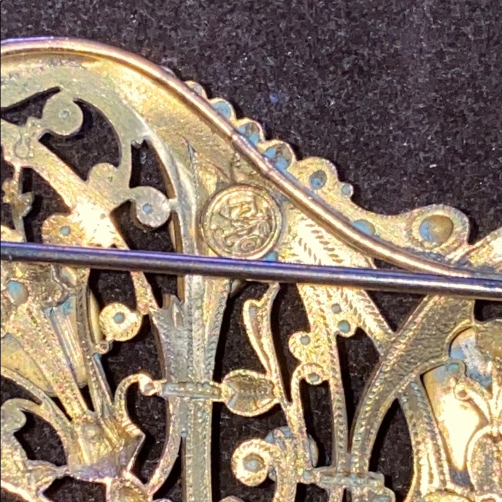 Miriam Haskell Heart Brooch - image 3